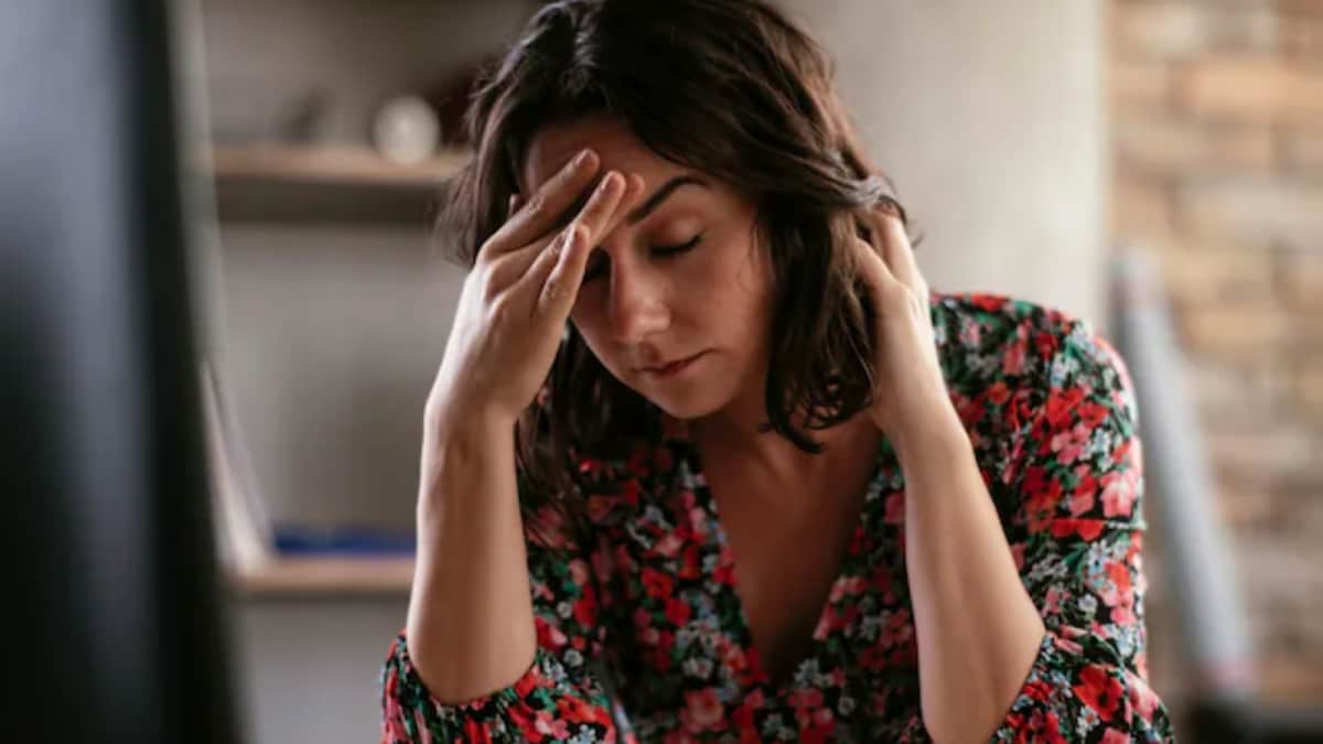 Winter Migraines On The Rise? Ayurveda Offers A Powerful Seasonal Shield