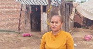 Familia de Gabriela en la Invasión Tres Reynas se duerme temprano y con suéteres por el frío que pasan en su hogar