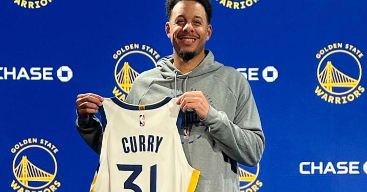 Seth Curry rejoins Warriors as planned to reunite with older brother Stephen Curry