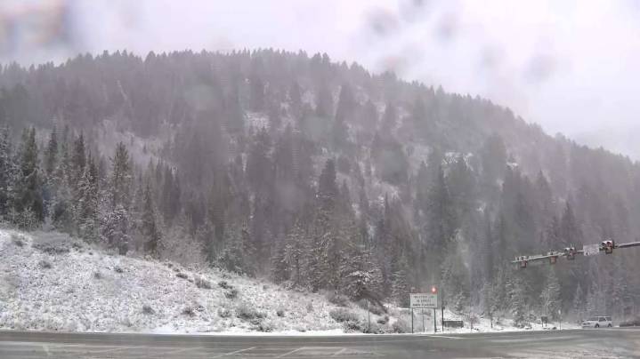 Avalanche danger rises after Utah welcomes fresh powder