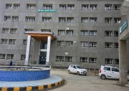 CM Omar Seeks Rs 250-Crore Project to Boost SKIMS Patient Care