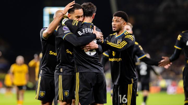 Wolves 1-4 Manchester United: Brilliant Bruno Fernandes leads rout of winless Wolves