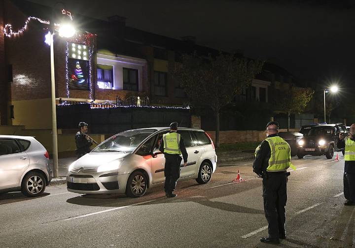 Los asaltantes de casas de Gijón duermen en coches para evitar ser delatados en hoteles