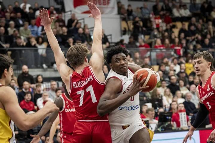 Grave lesión de Osobor: rotura del ligamento cruzado anterior de la rodilla izquierda