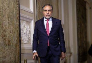 Benedetti anuncia demanda contra Carrillo en un nuevo capítulo de fuego amigo