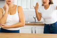 Woman Kicks Out Her Sister After She Steals $500. Now Her Family Is Saying She 'Should've Forgiven' Her