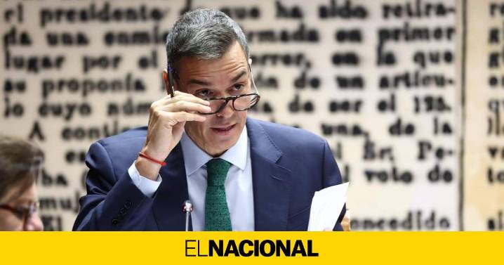Sánchez se sacude la presión de Sumar y descarta remodelar el Gobierno pese al alud de escándalos