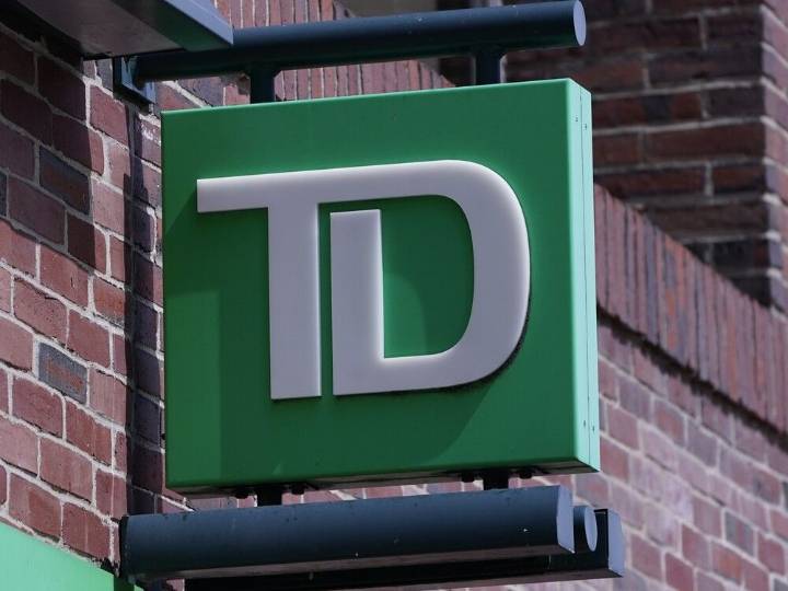 U.S. results help TD beat earnings estimates, hike dividend