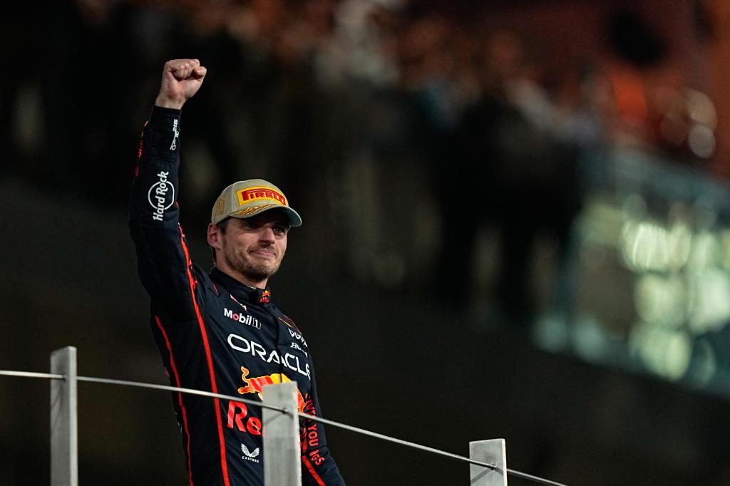 Max Verstappen falls just short of a 5th straight F1 title after stunning comeback