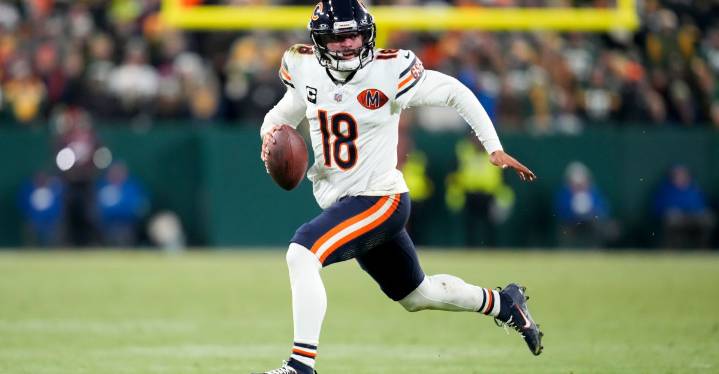 Bears rally back but fail to execute comeback in loss to Packers