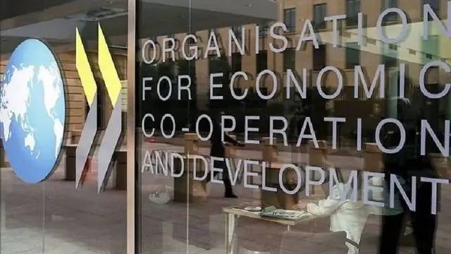 OCDE ajusta proyecciones económicas para Argentina