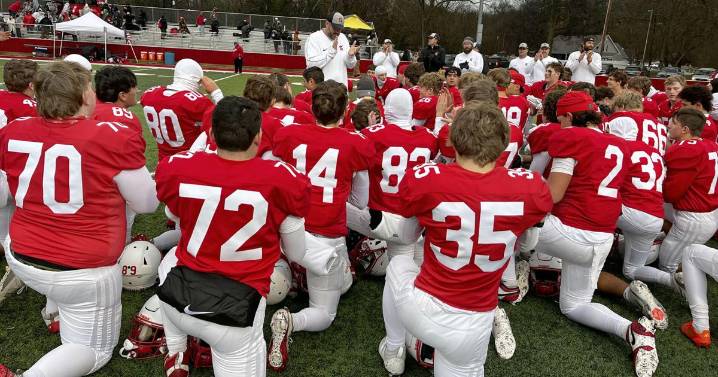 Tradition: Seneca’s 1995 championship team sees similarities with 2025 Indians