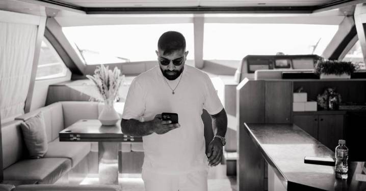 From the Bench to the Desk: Demystifying Finances with Sandeep Singh