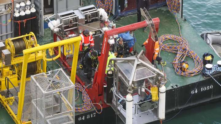 Inmersión de 50 metros y a 4 grados para reparar el desagüe del embalse de El Grado