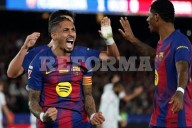 Doblete de Raphinha asegura al Barcelona acabar el año líder