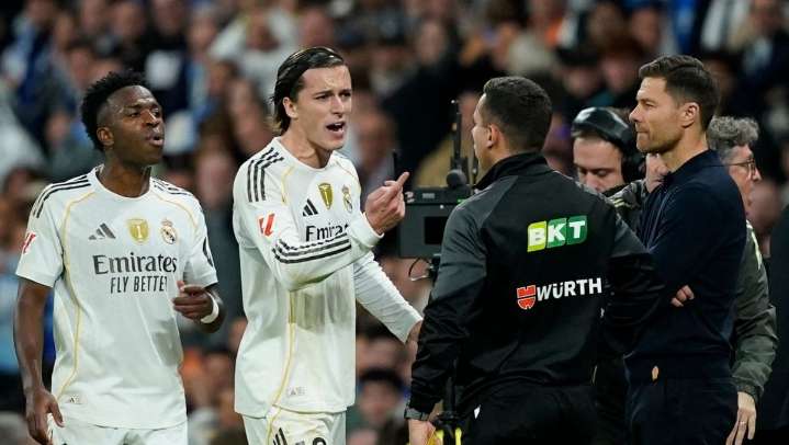 ¿Por qué fueron expulsados Fran García y Álvaro Carreras en derrota del Real Madrid?