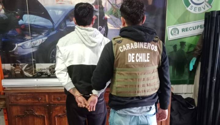 Cae adolescente que era buscado por mantener tres causas pendientes en Viña del Mar