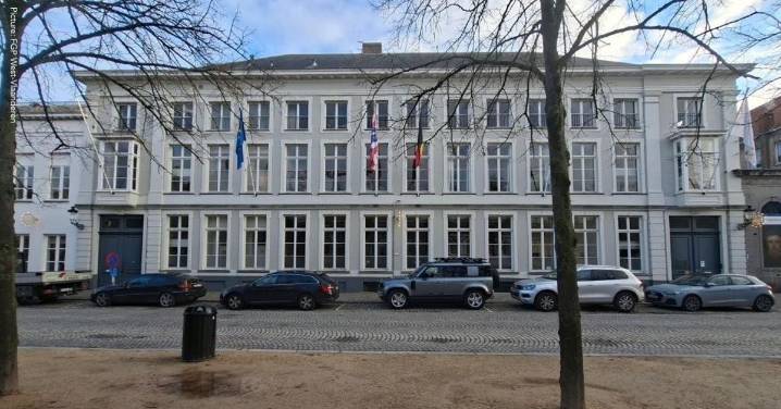 Bruselas sostiene que la investigación abierta atañe a la etapa de Borrell