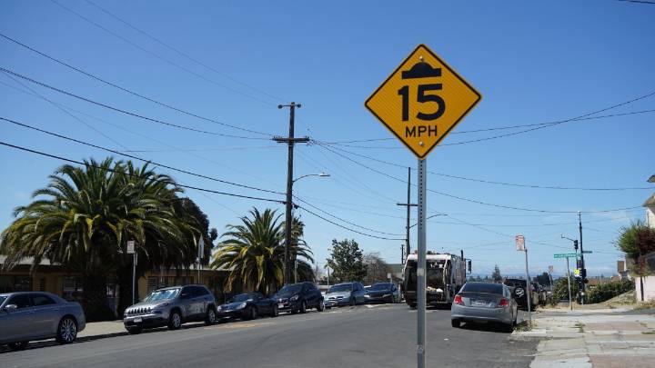 Cámaras lectoras de velocidad en calles de Oakland – Telemundo Area de la Bahía 48