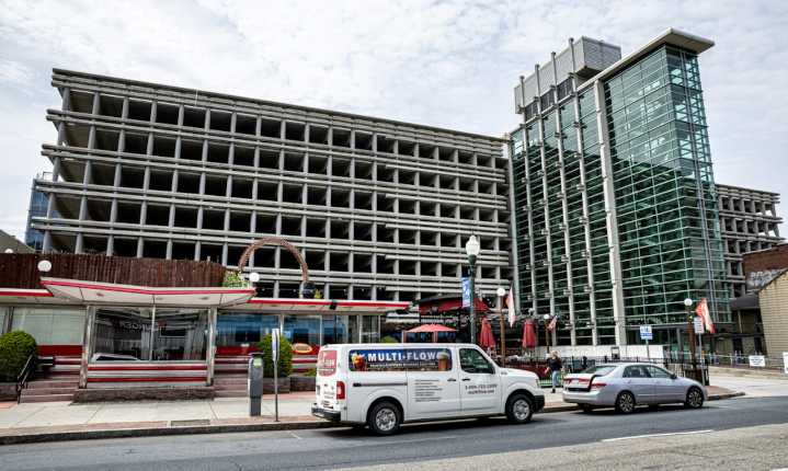 AI parking system coming soon to all Harrisburg city garages