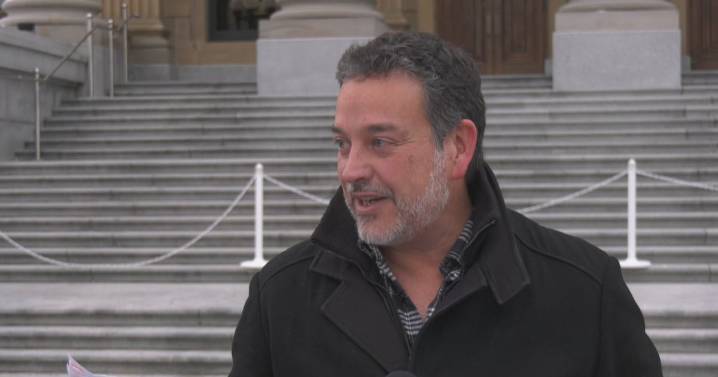 Union boss denies organizing Alberta MLA recall campaigns