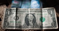 Peso ‘arrasa’ con ganancias y el dólar se debilita: ¿En cuánto se vende HOY 5 de diciembre?