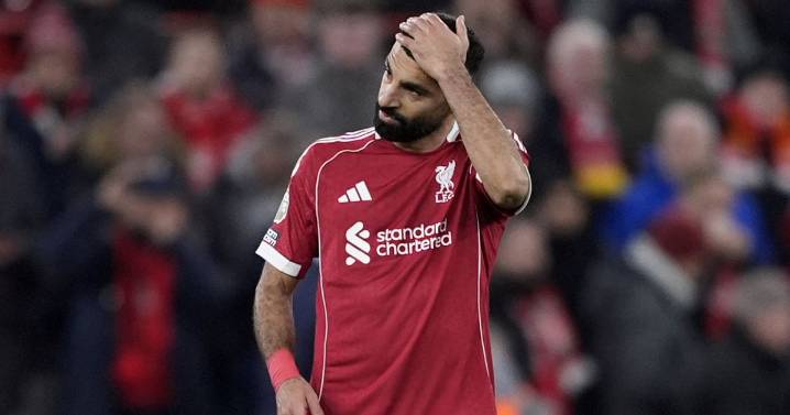 Liverpool news: Mohamed Salah transfer verdict delivered as showdown talks held with icon