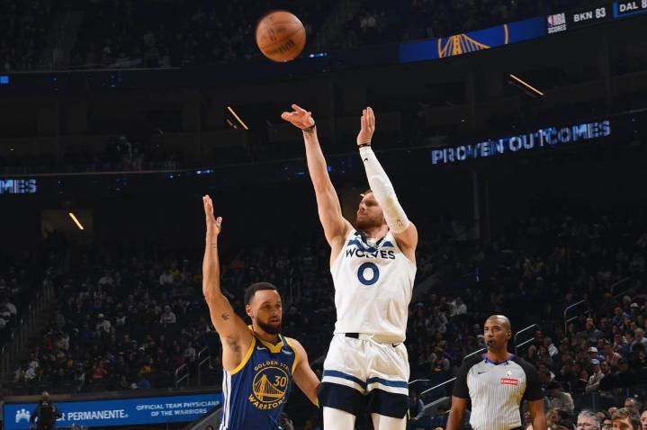 Donte DiVincenzo's late-game guts were honed in Steph Curry's shadow