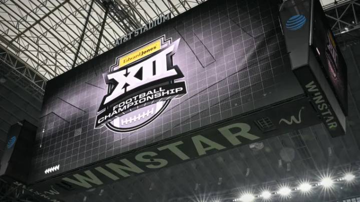 Jon Pardi Steals the Show At the Big 12 Championship