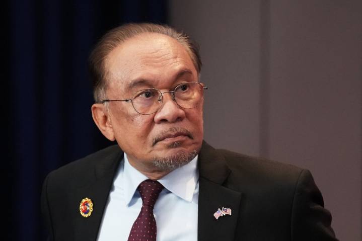 Malaysia’s Borneo Election Spells Trouble for Anwarjos