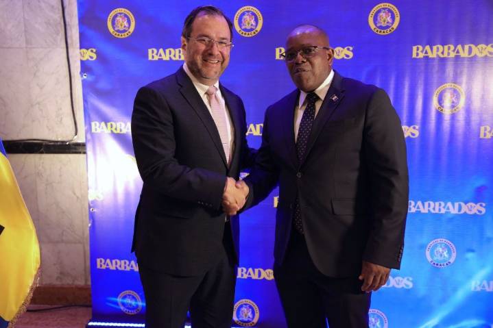 Venezuela conmemoró el aniversario de la independencia de Barbados