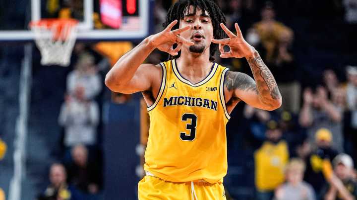 Michigan basketball vanquishes Villanova in rout at Crisler Center