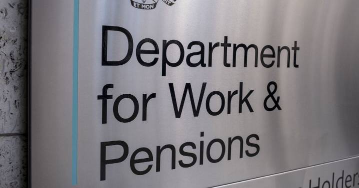 Pensioners urged to check bank accounts for DWP 6-digit code 