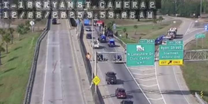 Accident causing traffic on I-10W at Ryan Street