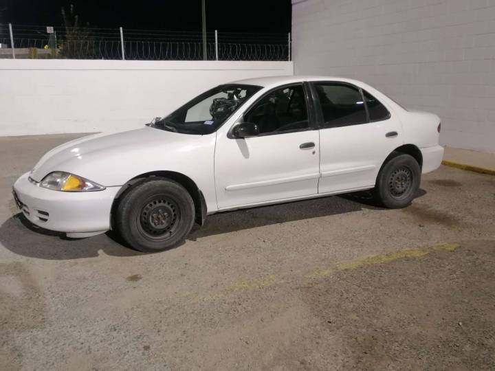 Detienen a dos con un revólver calibre .38 especial