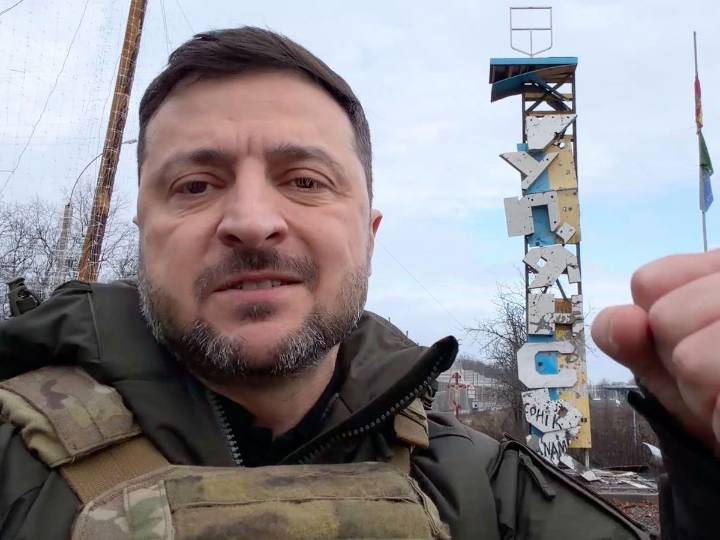 Two killed in Russia as Ukraine peace talks press on