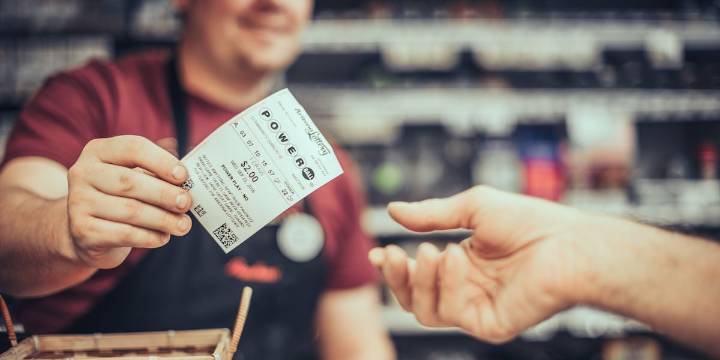 Three lucky lottery players win big in Arizona