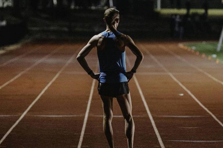 US Olympic Star’s Unfortunate Valencia Marathon Update Gains Community’s Support: “Praying” American Olympic marathoner garners prayers from fans and professionals as he drops an unexpected announceme