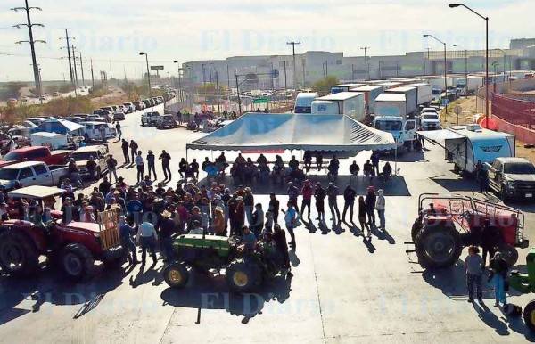 Por engaños reinician agricultores bloqueos