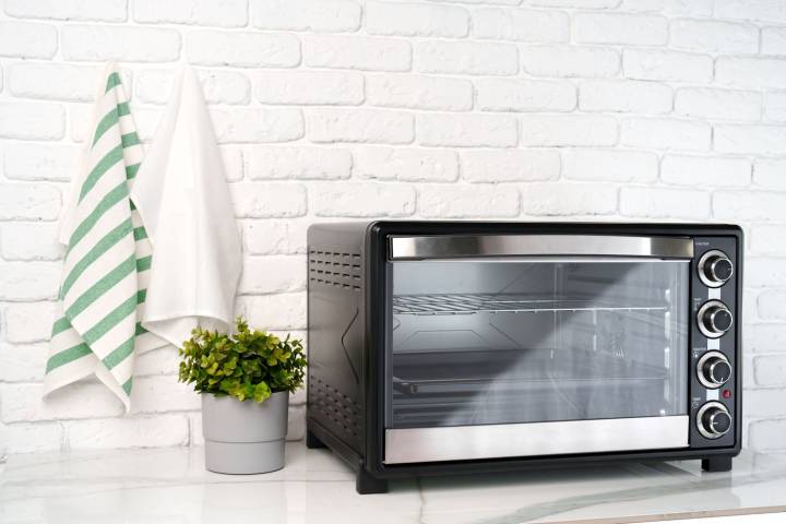 The Easiest Ways to Degrease Your Toaster Oven, According to Cleaning Pros