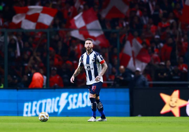 Sergio Ramos pone fin a su periplo por México