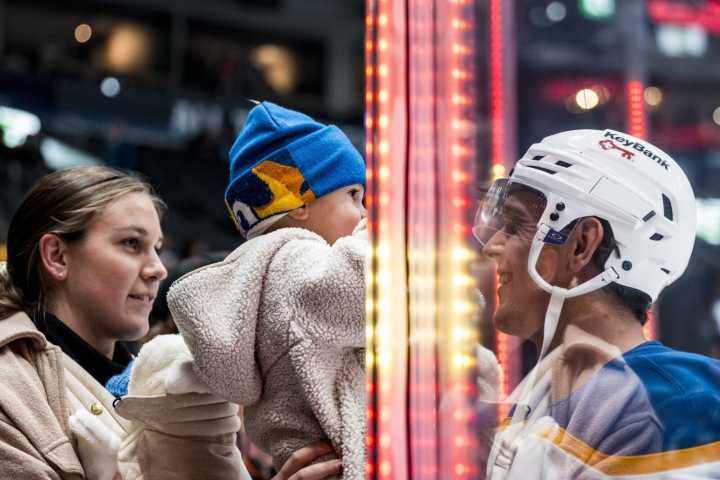 Rasmus Dahlin, Tage Thompson carry Sabres past Canucks - The Rink Live | Coverage of youth, junior, high school and college hockey