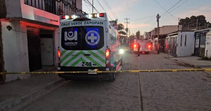 Mujer mayor de 85 años queda atrapada en incendio dentro de su casa y muera calcinada en Zapopan