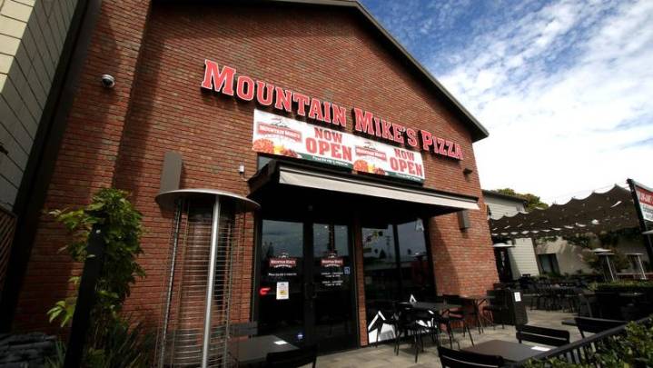 Streetwise: Mountain Mike's Pizza opens new location in Ashwaubenon