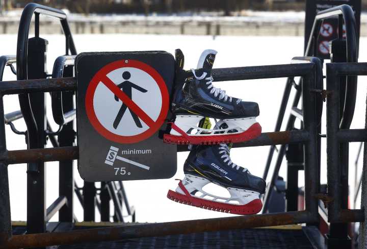 Don't even THINK about walking on the Rideau Canal yet