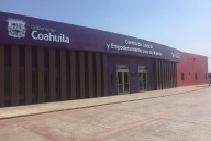 Saltillo: agresivo hombre golpea salvajemente a su esposa; las hijas lo mandan a él al penal