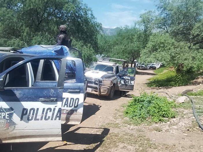 Confirman enfrentamiento armado en Madera; cuatro patrullas dañadas y vehículos calcinados