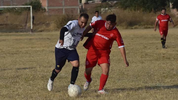 Avanza el equipo de los Perros del Mal a la semifinal en la intermedia de los Veteranos AMM