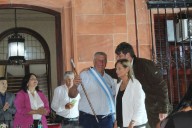 Asumió en Mercedes Víctor Cemborain y anunció la declaración de emergencia económica