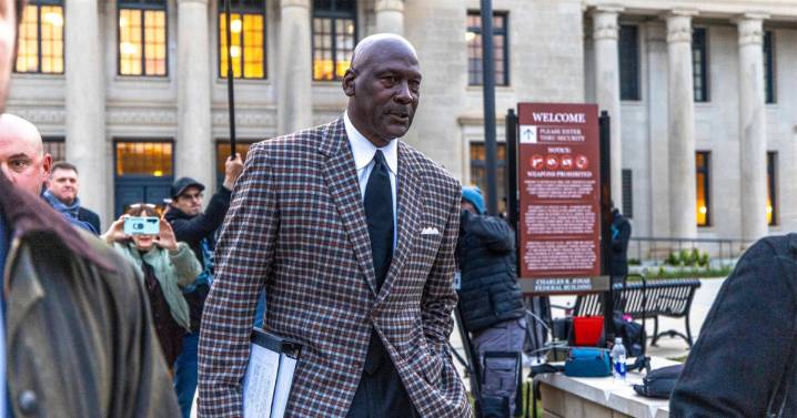 Michael Jordan testifies in NASCAR lawsuit